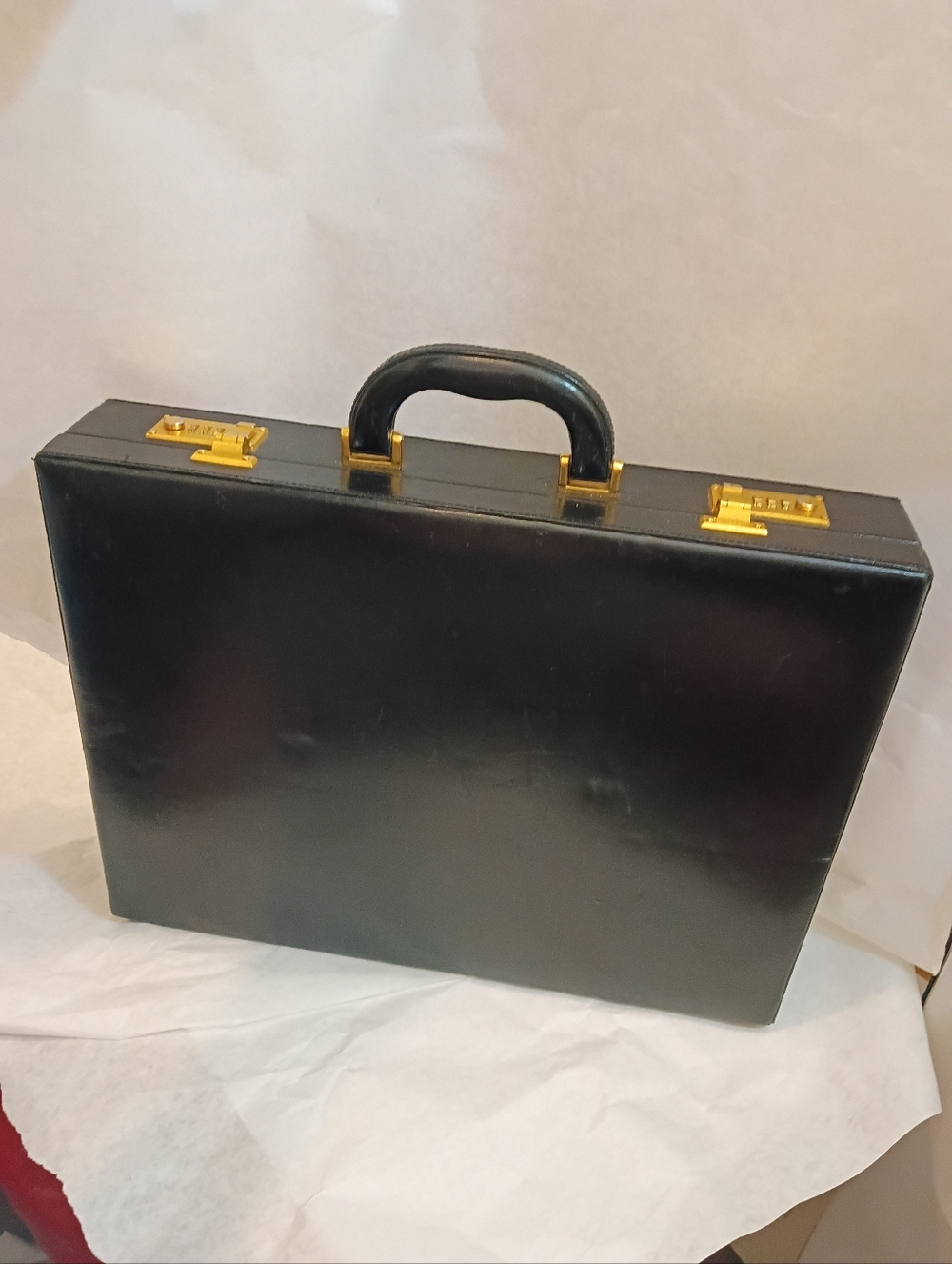 Vtg. BALLY Executive Leather Mens Luxury Black Briefcase